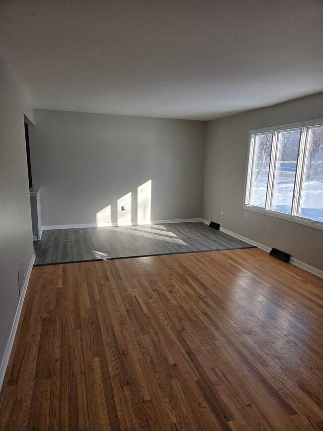 Building Photo - 20948 S 80th Ave