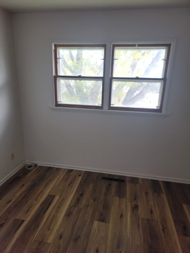 Building Photo - 1702 Edgar St