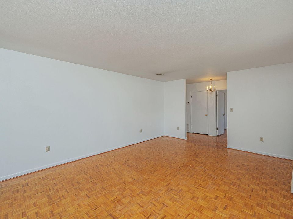 Building Photo - 110 Gardenia Ct NW