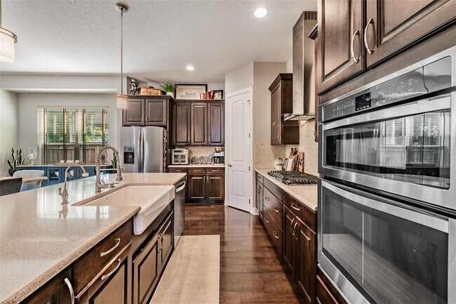 Building Photo - 3007 W Palmira Ave