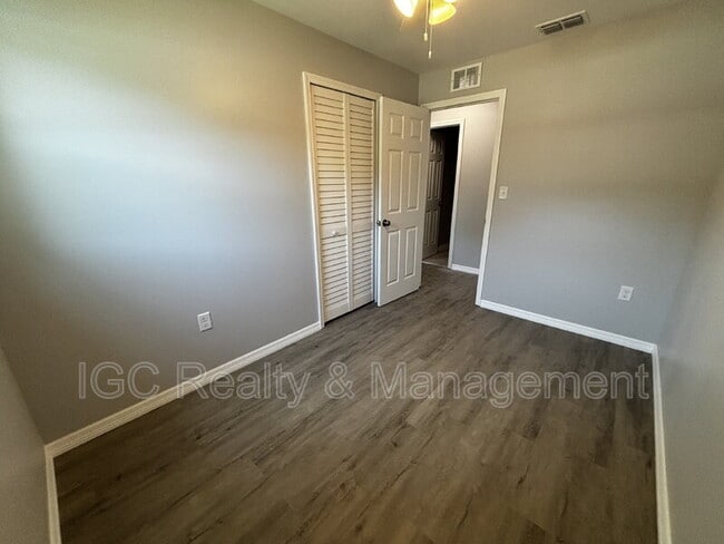Building Photo - 1627 Palmetto St