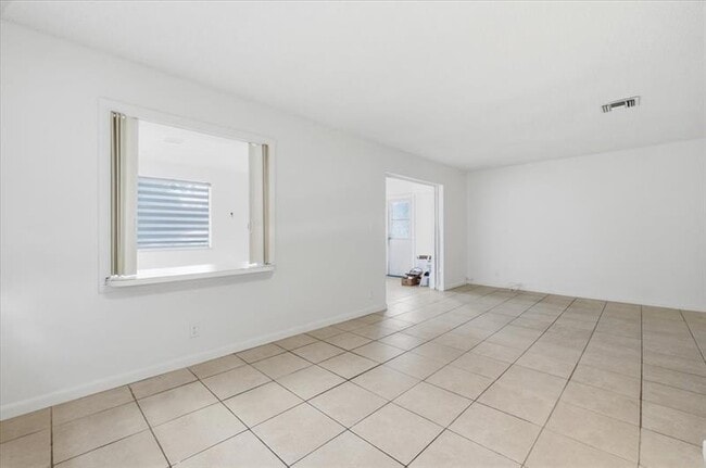 Building Photo - 10151 NW 35th St