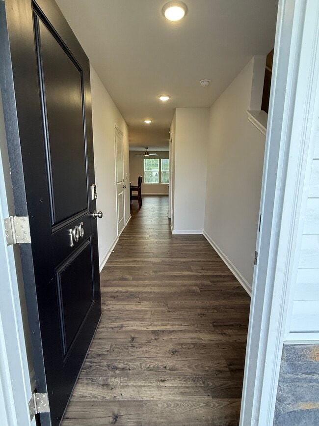 Building Photo - 106 Kai Trl