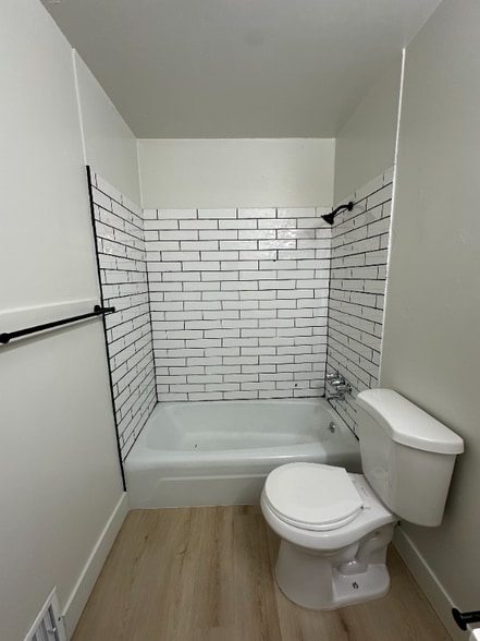 Building Photo - 1340 S 200 E