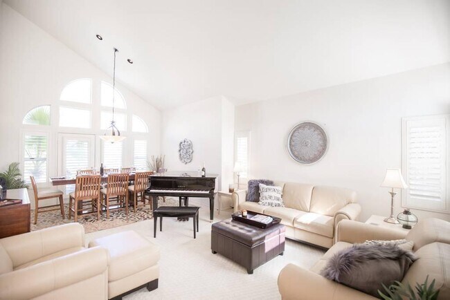 Building Photo - 45540 Desert Fox Dr