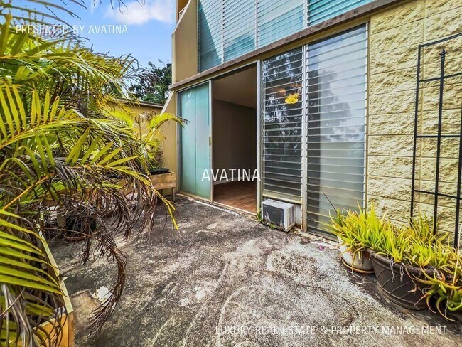 Building Photo - 95-2043 Waikalani Pl A101-