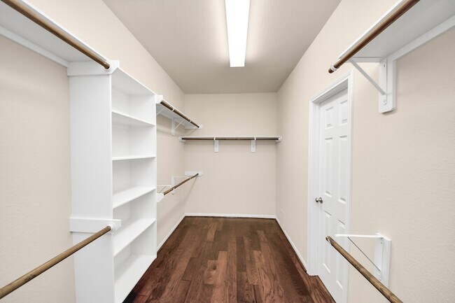 Building Photo - 5038 Gold Haven Dr