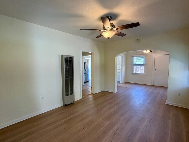 Building Photo - Carlsbad Home across from Holiday Park
