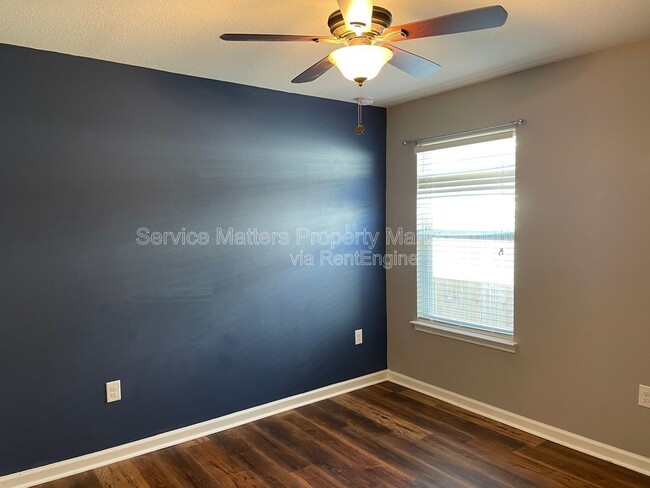 Building Photo - 3481 Quail Dr