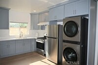 Building Photo - 425 Danimere Ave