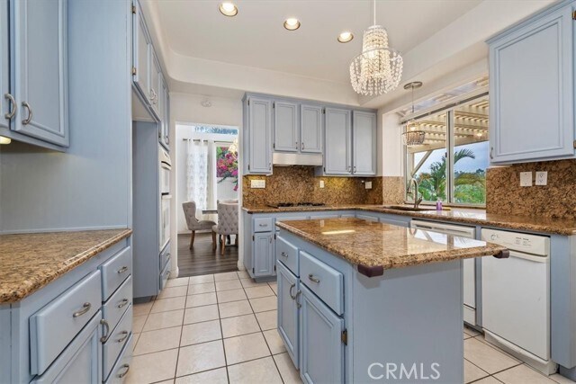 Building Photo - 23685 Coldwater Ct