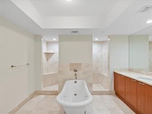 Building Photo - 3384 NE 183rd Ln