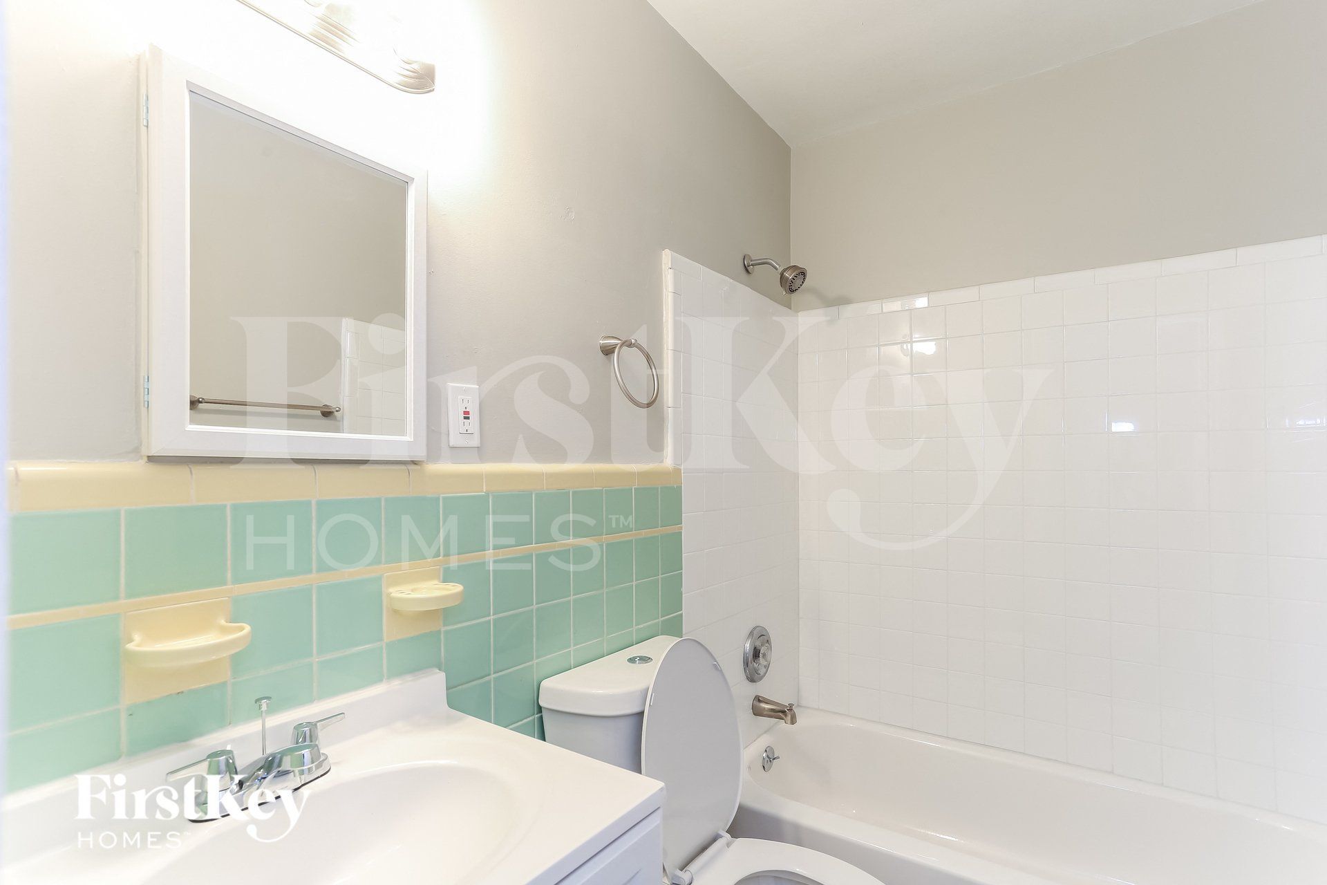 Building Photo - 5245 2nd Ave N