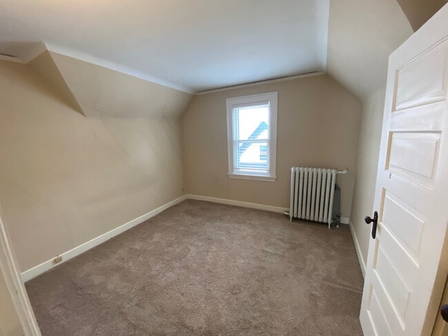 Bedroom - 1471 Grand Ave