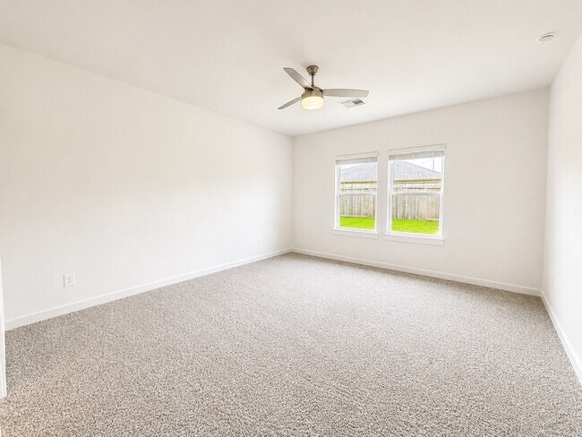 Building Photo - 7807 Acqua Pulita Ln