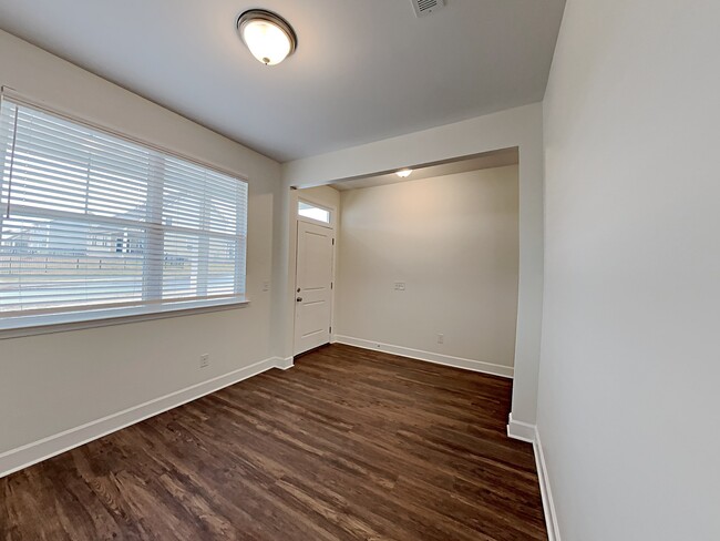 Building Photo - 1025 Bluewater Point Drive