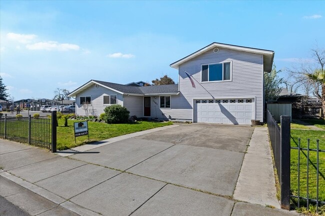 Building Photo - 7681 Garrison Ave