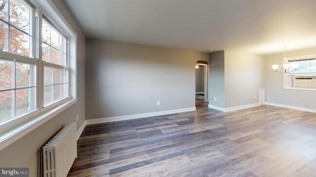 Building Photo - 5318 8th Rd S