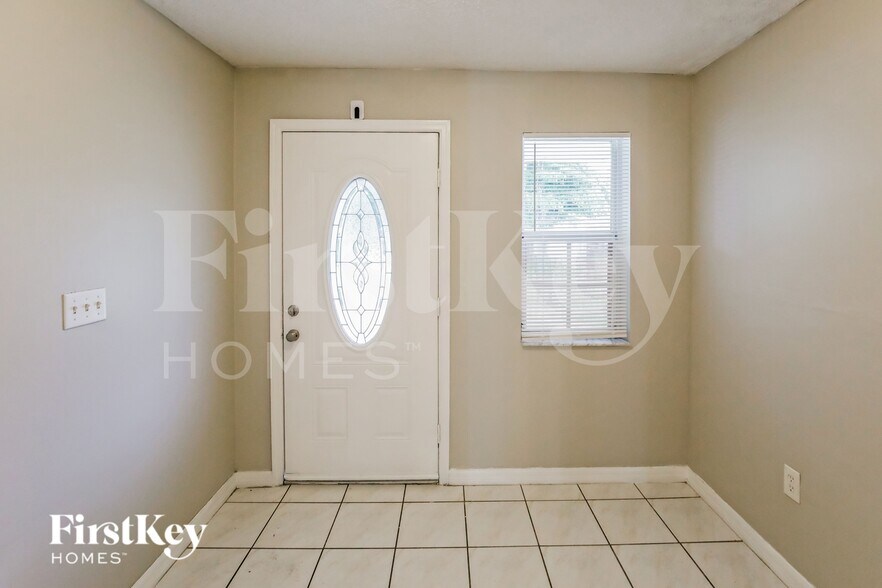 Building Photo - 18023 SW 139th Pl