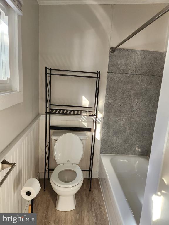 Building Photo - 73 E Branch Ave