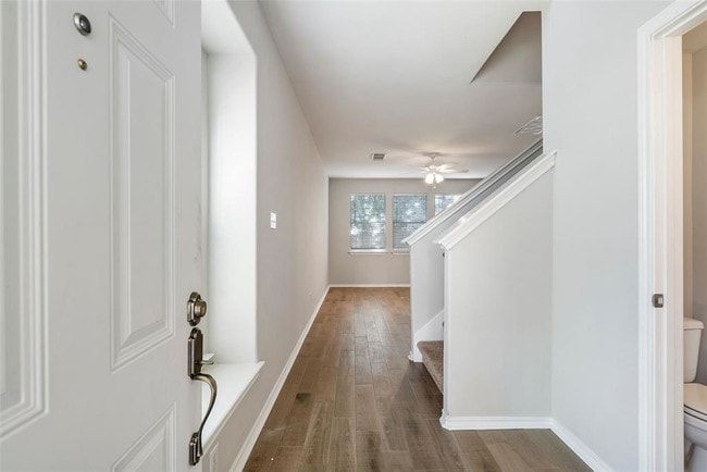 Building Photo - 123 N Camellia Grove Cir
