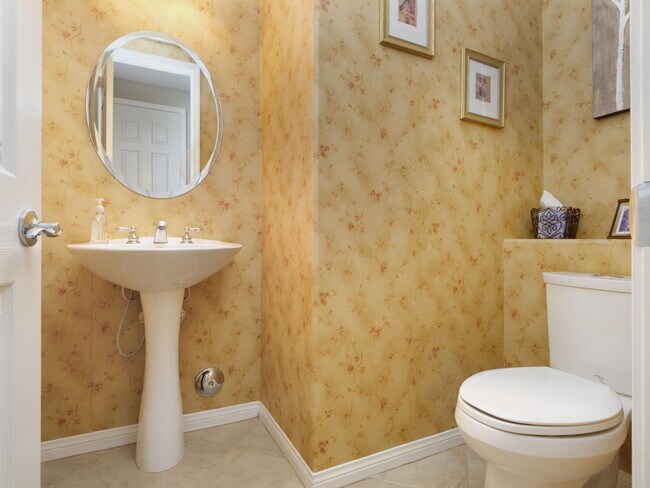 Building Photo - 29158 Black Pine Way