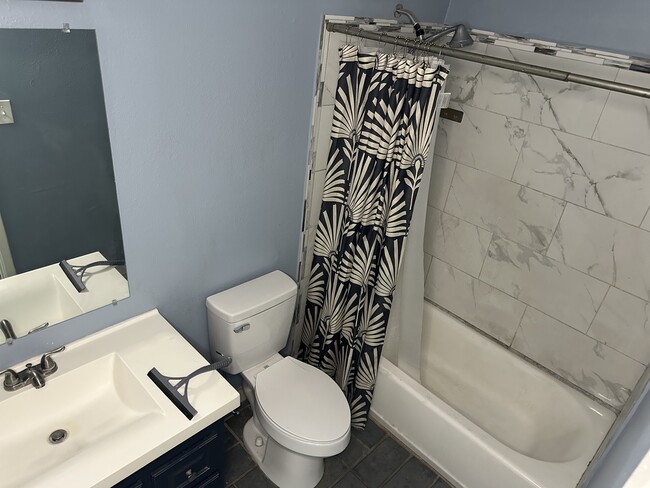 Building Photo - 14620 N 31st Ln