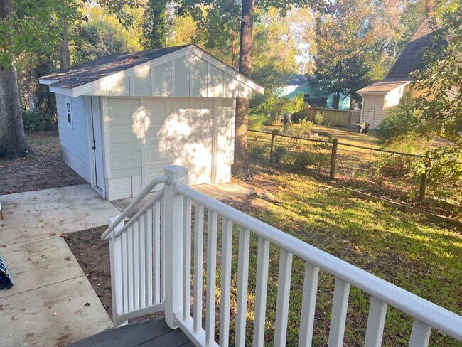 Building Photo - Pet Friendly, Remodeled Home in North Myrtle Beach! Three bedrooms, Available NOW!