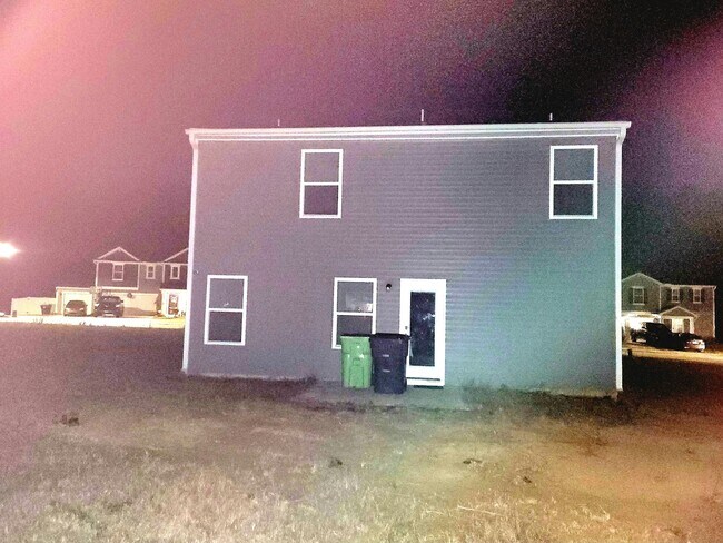 Building Photo - 285 Riley Wy