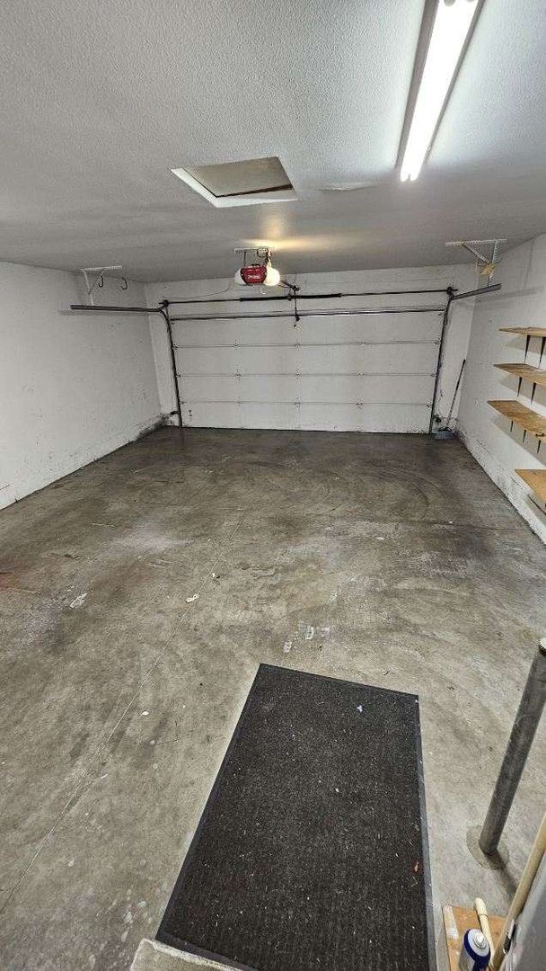 Building Photo - 116-01 CFLP