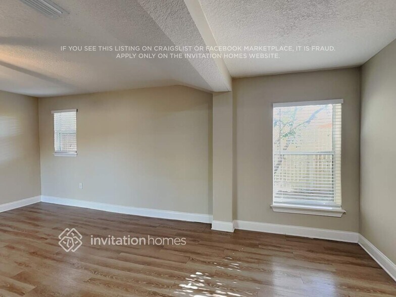 Building Photo - 777 Forest Glen Ct