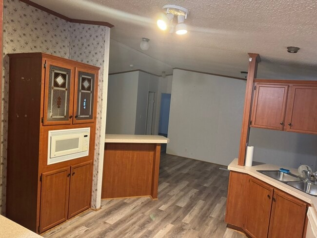 Building Photo - 70 Timber Rd