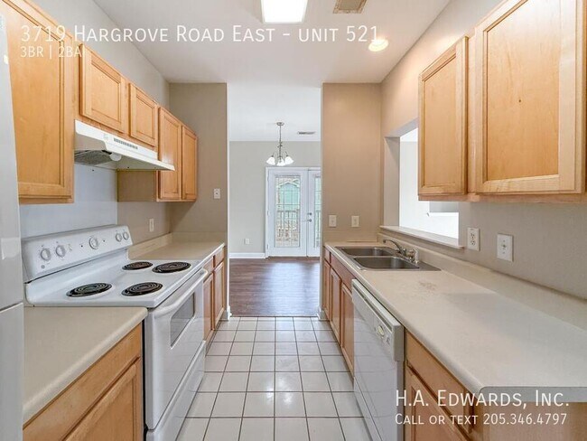 Building Photo - 3719 Hargrove E Rd