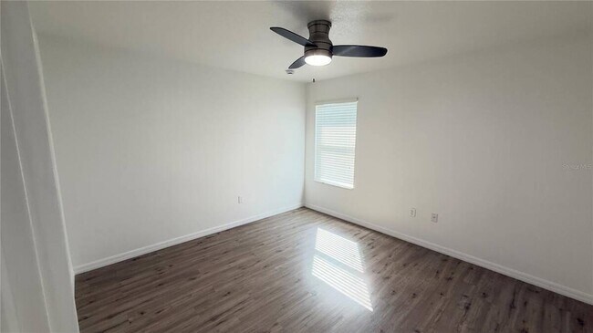 Building Photo - 2255 Sheboygan Pl