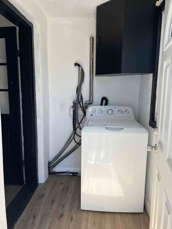 Building Photo - 45 Bedford Ave