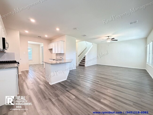 Building Photo - 4009 Bighorn Dr