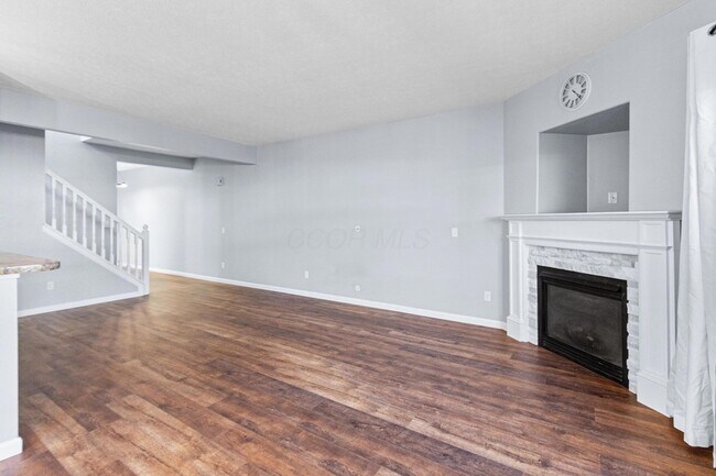 Building Photo - 6140 Ashtead Dr