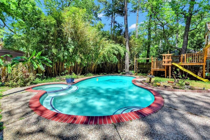 Building Photo - 6602 Point Clear Dr