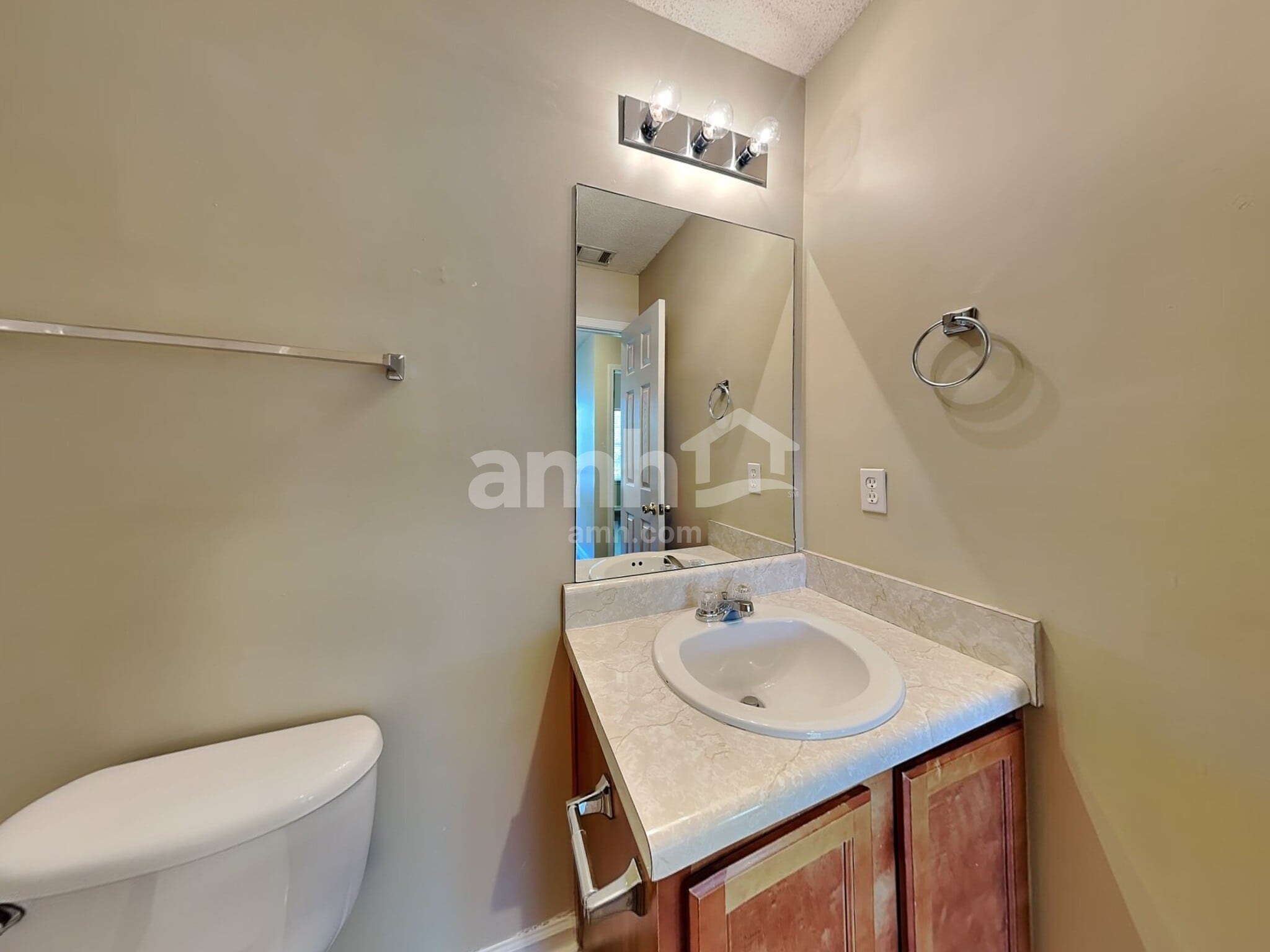 Building Photo - 129 Kentwood Springs Dr