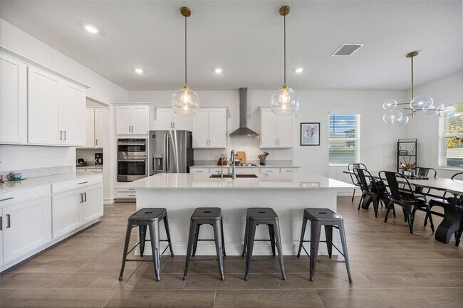 Building Photo - 6834 115th St E