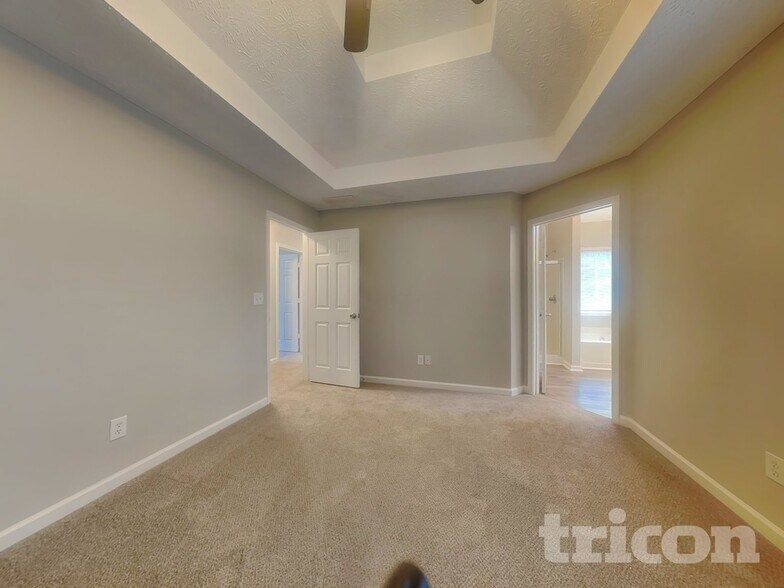 Building Photo - 65 Cascade Ct