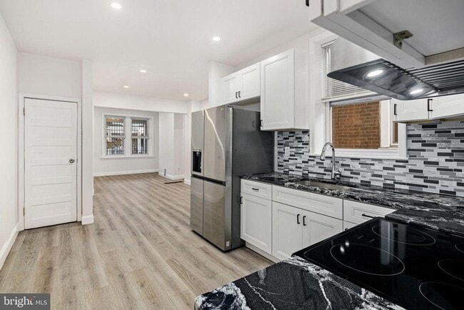 Building Photo - 5907 Osage Ave