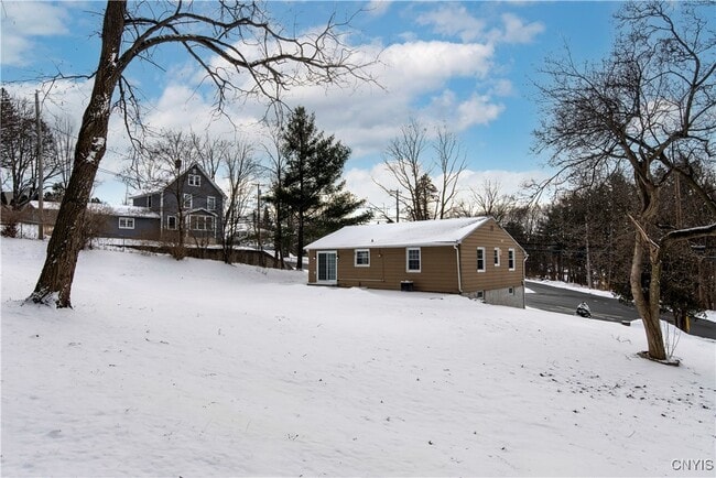 Building Photo - 63 Higby Rd