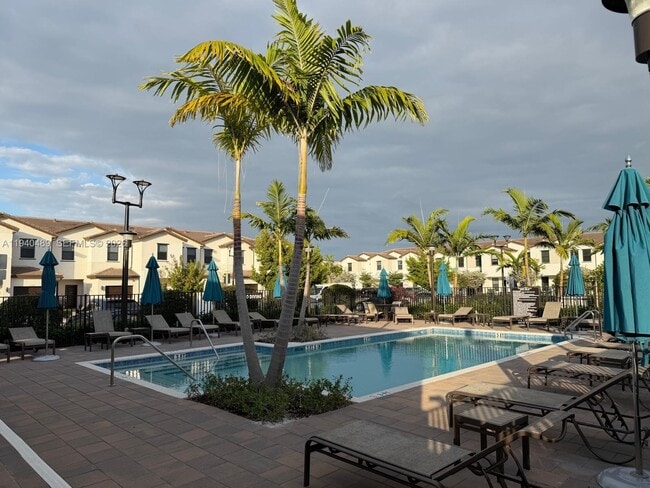 Building Photo - 286 SW 159th Dr