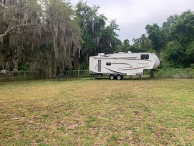 Building Photo - 1 Bed 1 Bath camper