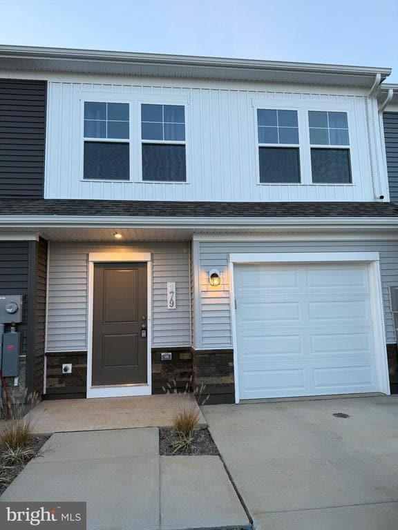 Building Photo - 179 Olympus Rd