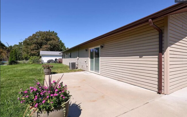 Building Photo - 4009 Towers Rd