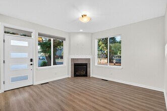 Building Photo - 2024-MUIR4