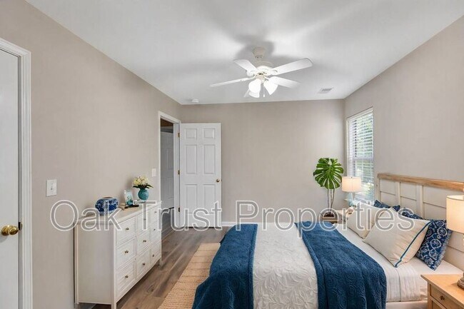 Building Photo - 2284 Kings Gate Ln