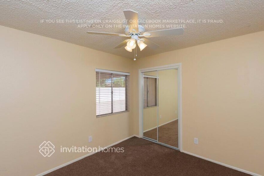 Building Photo - 5420 W Desert Cove Ave